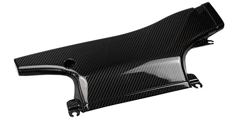 Queransaugung aus Carbon